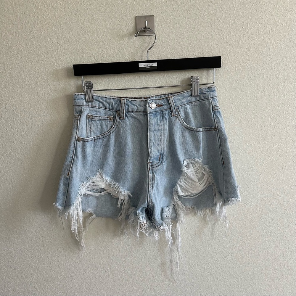 🩵Signature 8 Distressed Light Blue Denim Shorts🩵